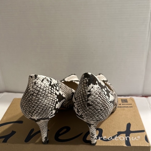 Alfani Step and Flex heels pre owned - Picture 3 of 6